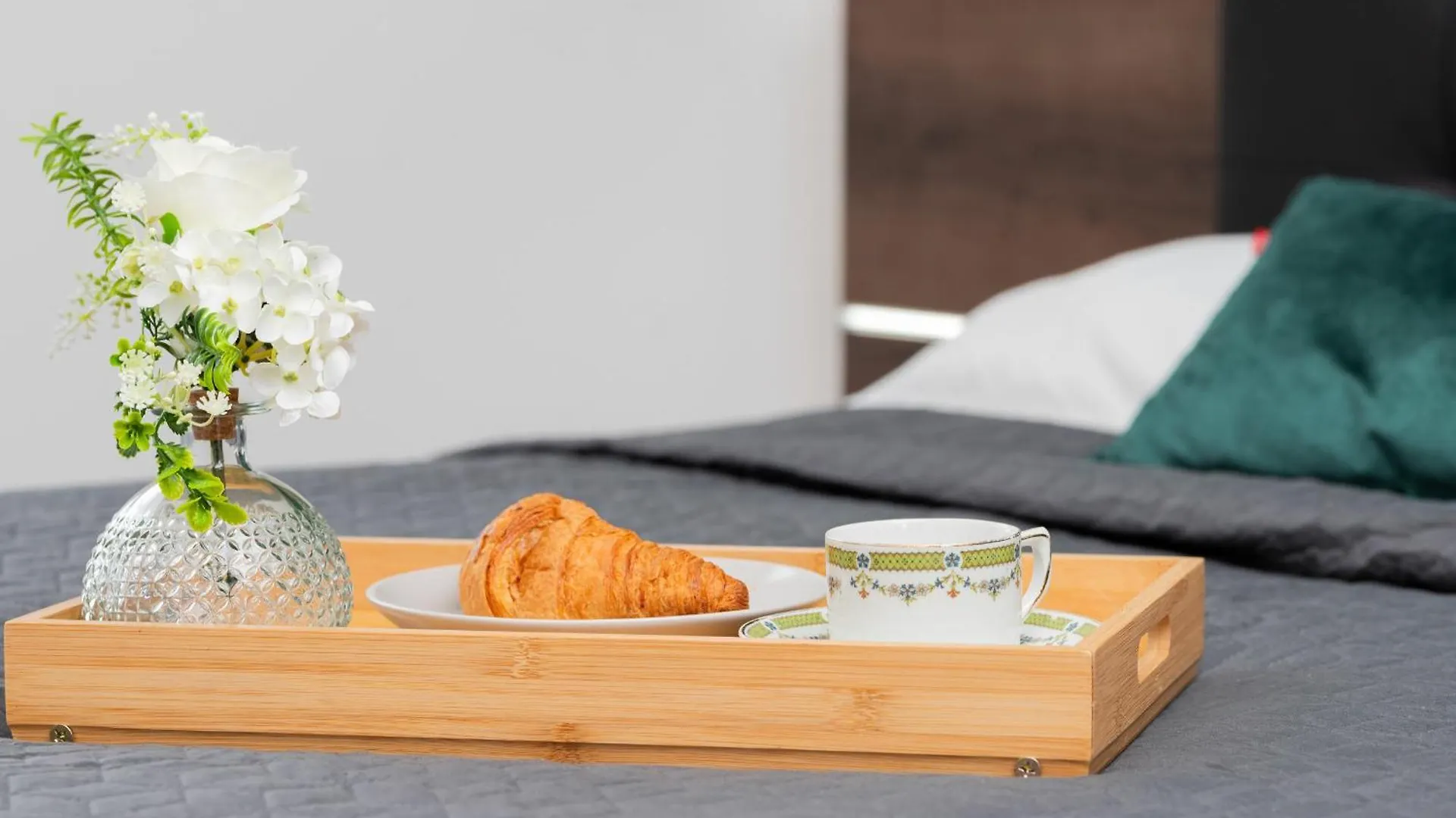 9Th Floor Green And Grey Apartment In Gdansk Brzezno With Two Bedrooms And Parking By Noclegi Renters
